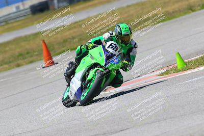 media/Apr-23-2022-Fastrack Riders (Sat) [[cb2d6ae73d]]/LEVEL 4/1PM TURN 6 OUTSIDE/